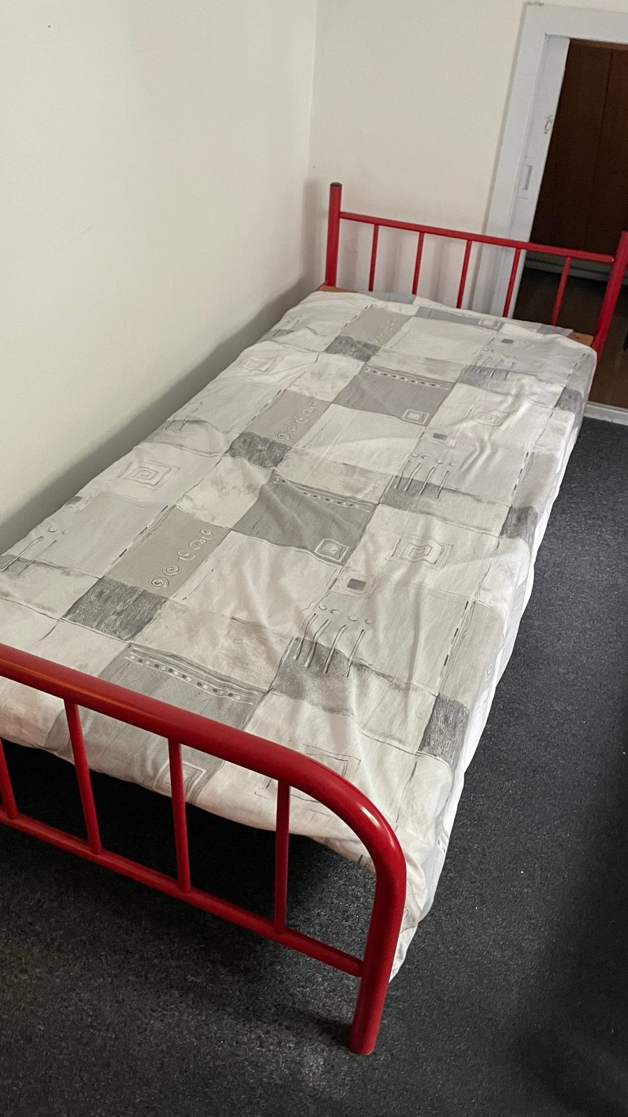 Rood metalen stapelbed of 2 losse bedden, Ophalen, Gebruikt, Overige maten, Metaal