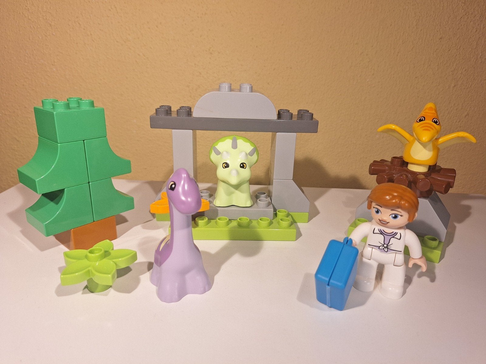 Duplo 10938 Dinosaurus Crèche - Complete set, Overige thema's, Ophalen of Verzenden, Zo goed als nieuw, Duplo