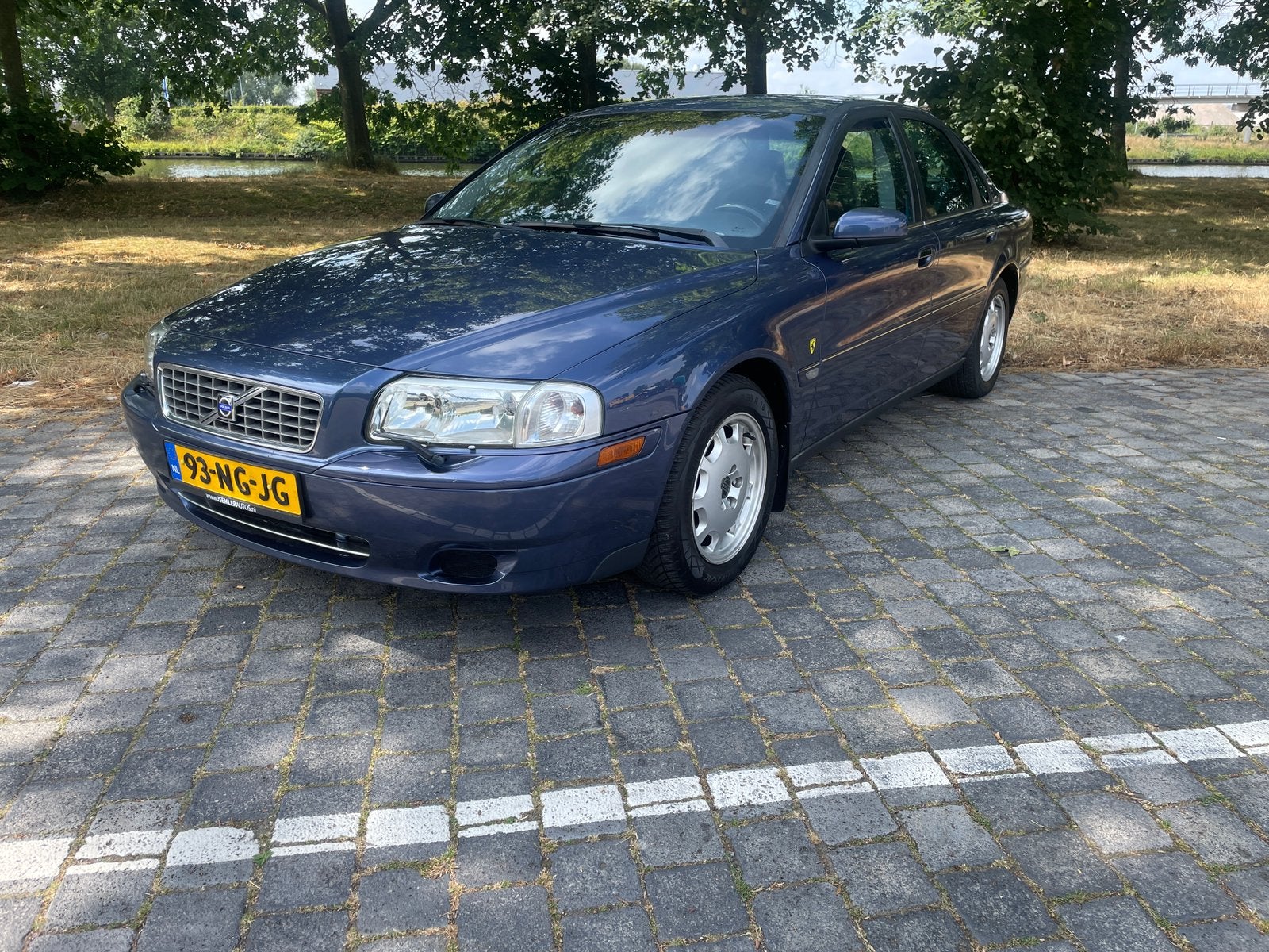 Volvo S80 2.4 170PK AUT 2003 Blauw, Auto's, Stof, 1800 kg, Blauw, Overige kleuren