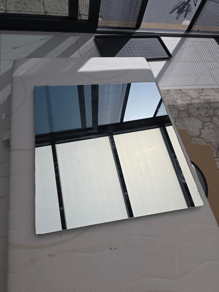 Badkamer spiegel 80x75, Ophalen, Rechthoekig, Minder dan 50 cm