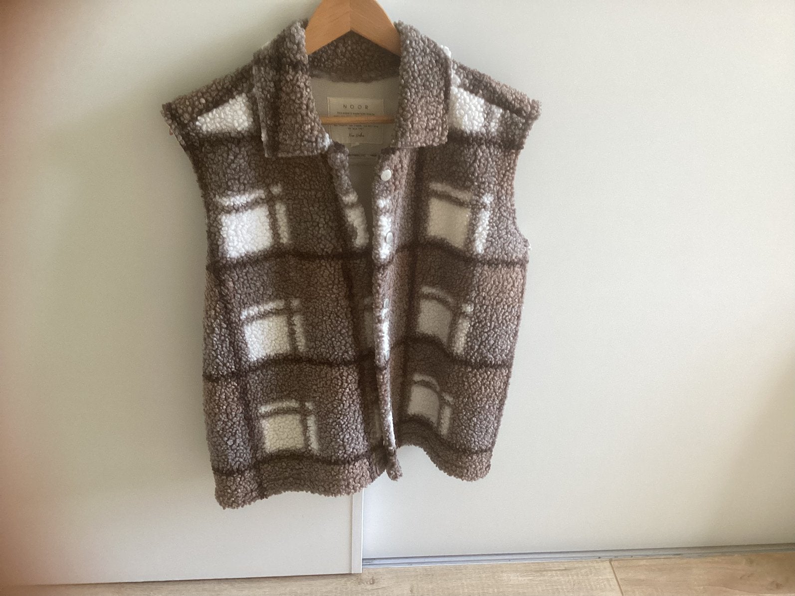 Nukus  teddy vestje/ bodywarmer geruit S/M, Ophalen of Verzenden, Zo goed als nieuw, Maat 38/40 (M), Bruin