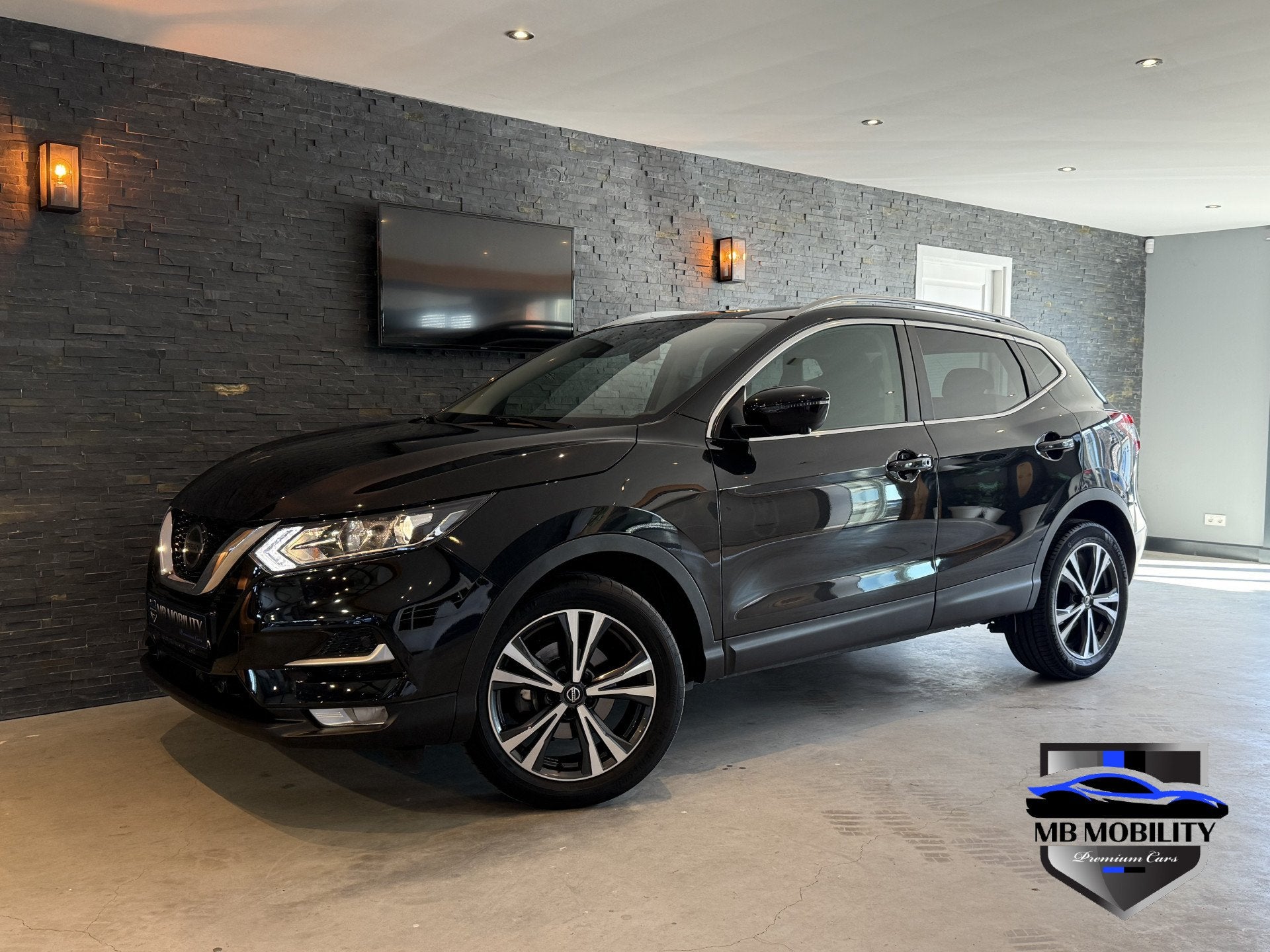 Nissan QASHQAI 1.3 DIG-T Tekna + Bj: 2021 / Automaat / Panor, Gebruikt, Euro 6, 4 cilinders, 1290 kg