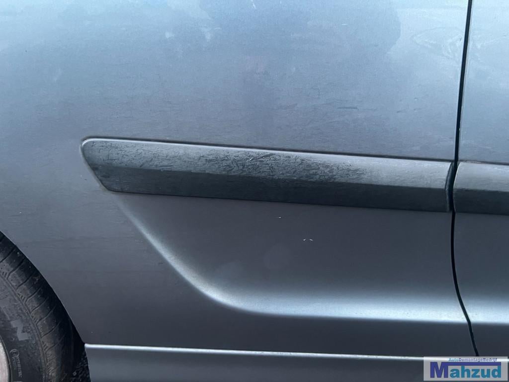 PEUGEOT 207CC stootlijst sierlijst rechts achter 2007-2012, Taurusavenue 1
2132 LS  Hoofddorp, NL, Gebruikt, Contact.group@renault.com