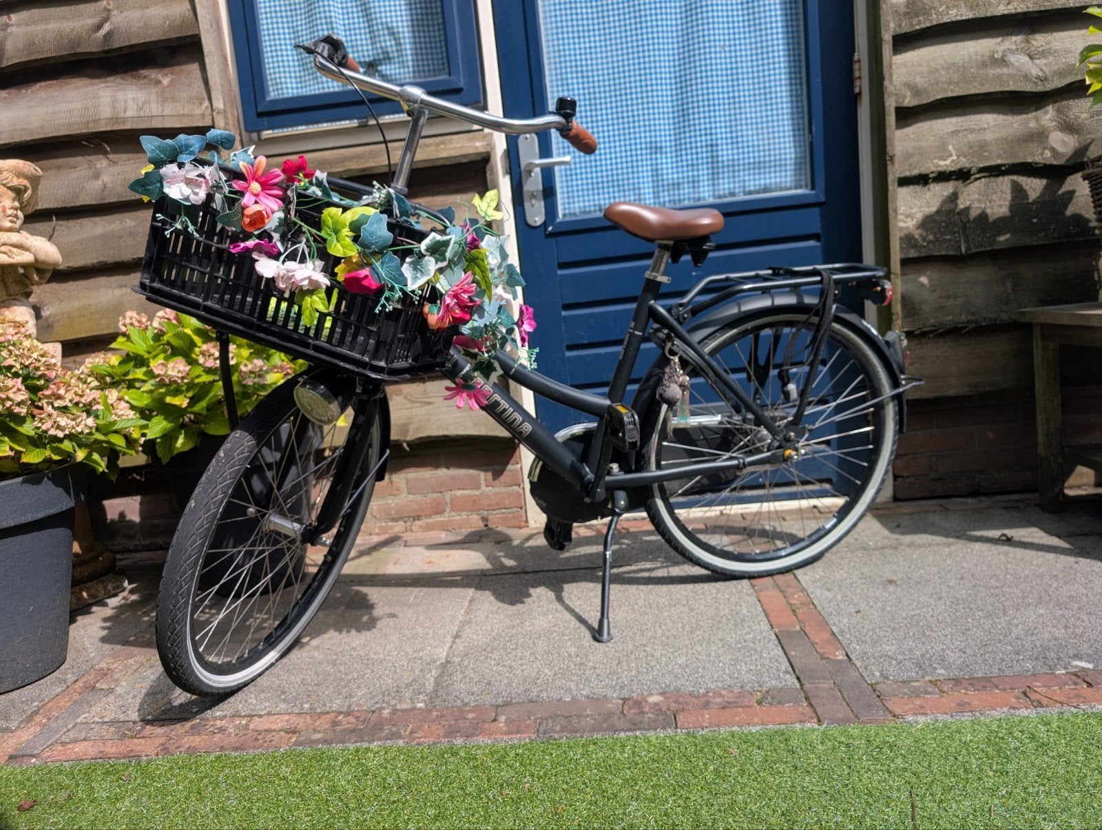Cortina Transportfiets 24 inch - Zwart met krat, Ophalen, Gebruikt, 20 inch of meer, Cortina