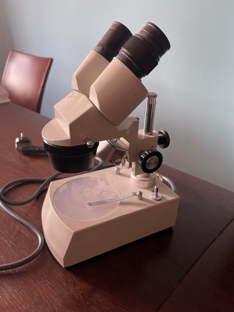Euromex Model KTD 23440 Stereomicroscoop, Audio, Tv en Foto, Optische apparatuur | Microscopen, Ophalen, Gebruikt, Minder dan 400x
