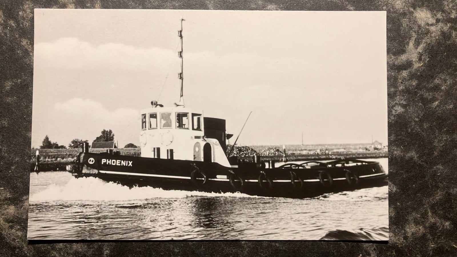 PHOENIX  Havensleepboot '55  Bodewes Millingen ad Rijn, Verzamelen, Ophalen of Verzenden, Zo goed als nieuw, Kaart, Foto of Prent
