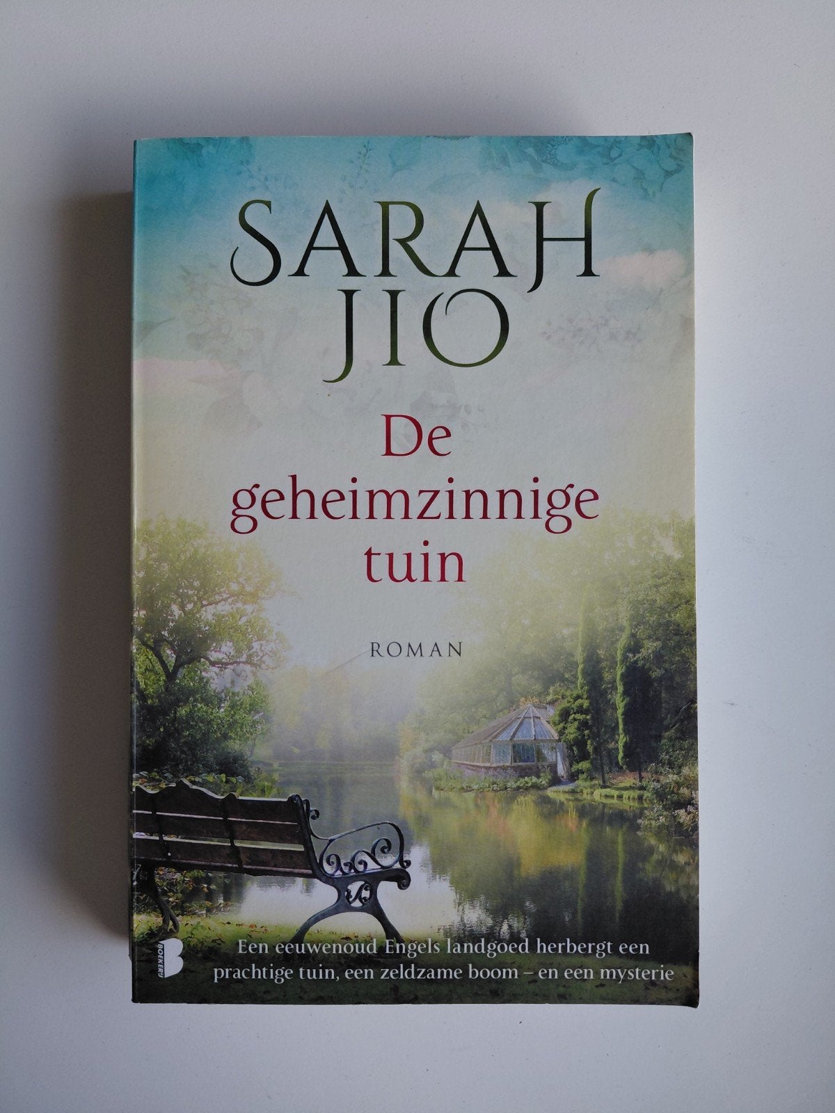 Sarah Jio - De geheimzinnige tuin, Ophalen of Verzenden, Gelezen, Sarah Jio