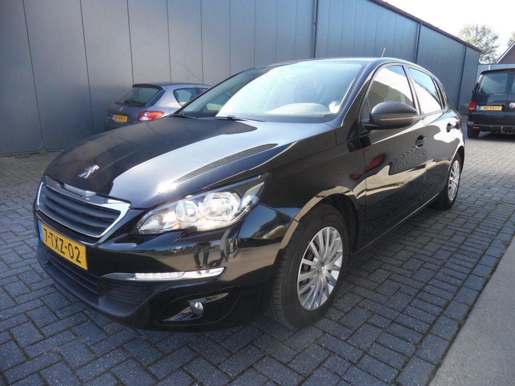 Peugeot 308 1.6 BLUEHDI ACTIVE, Voorwielaandrijving, 1160 kg, Gebruikt, Euro 6