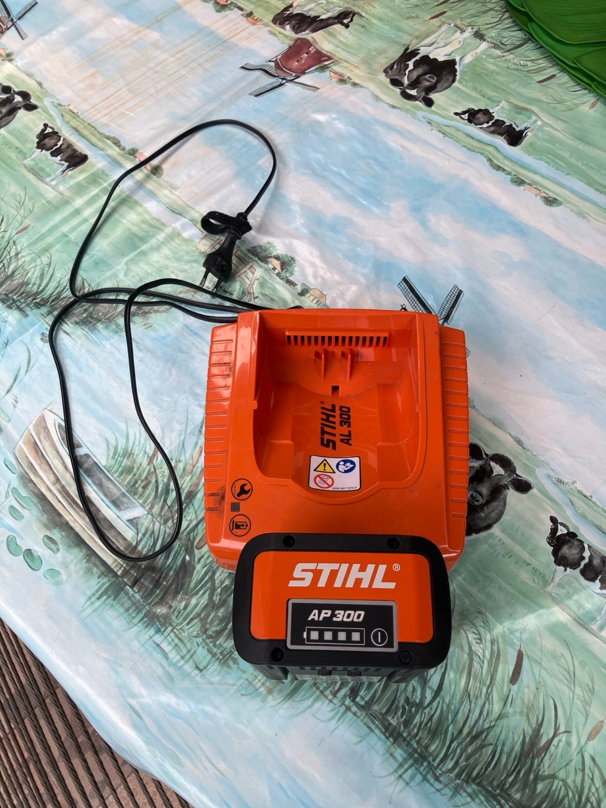 Stihl AP 300 Accu met AL 300 Oplader, Ophalen, Gebruikt