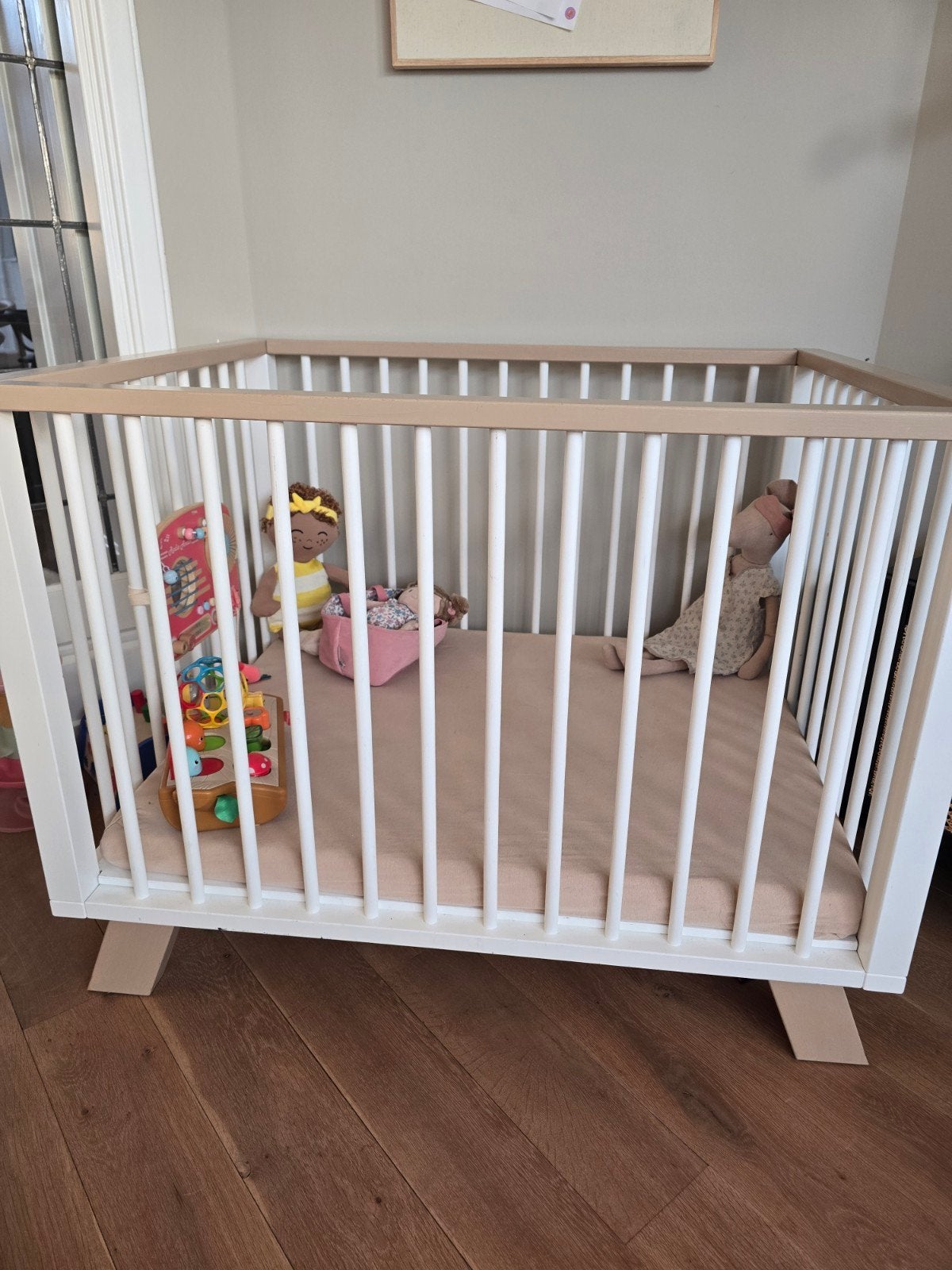 Box 101x80,5 cm met matrasje en 3 kleden wit/beige, Ophalen of Verzenden, Zo goed als nieuw, Rechthoekig, In hoogte verstelbaar