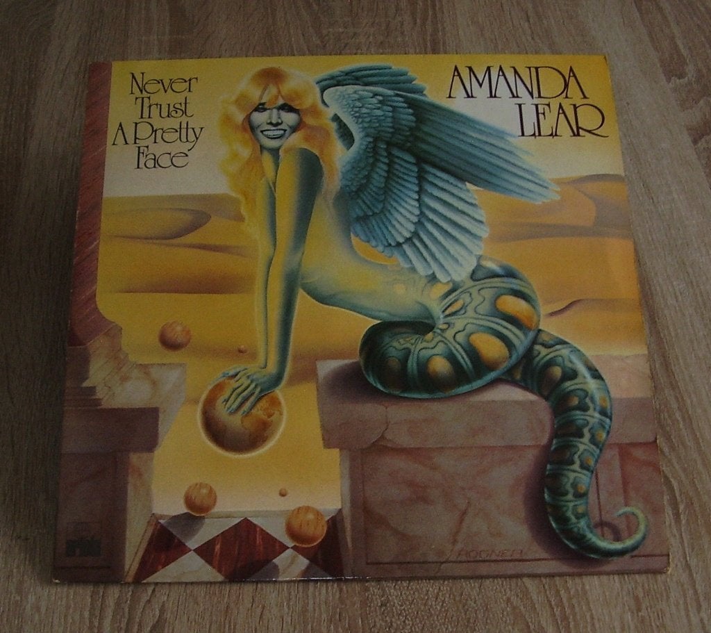 LP - Amanda Lear - Never Trust A Pretty Face, Cd's en Dvd's, LP, Gebruikt, Pop, Ophalen of Verzenden