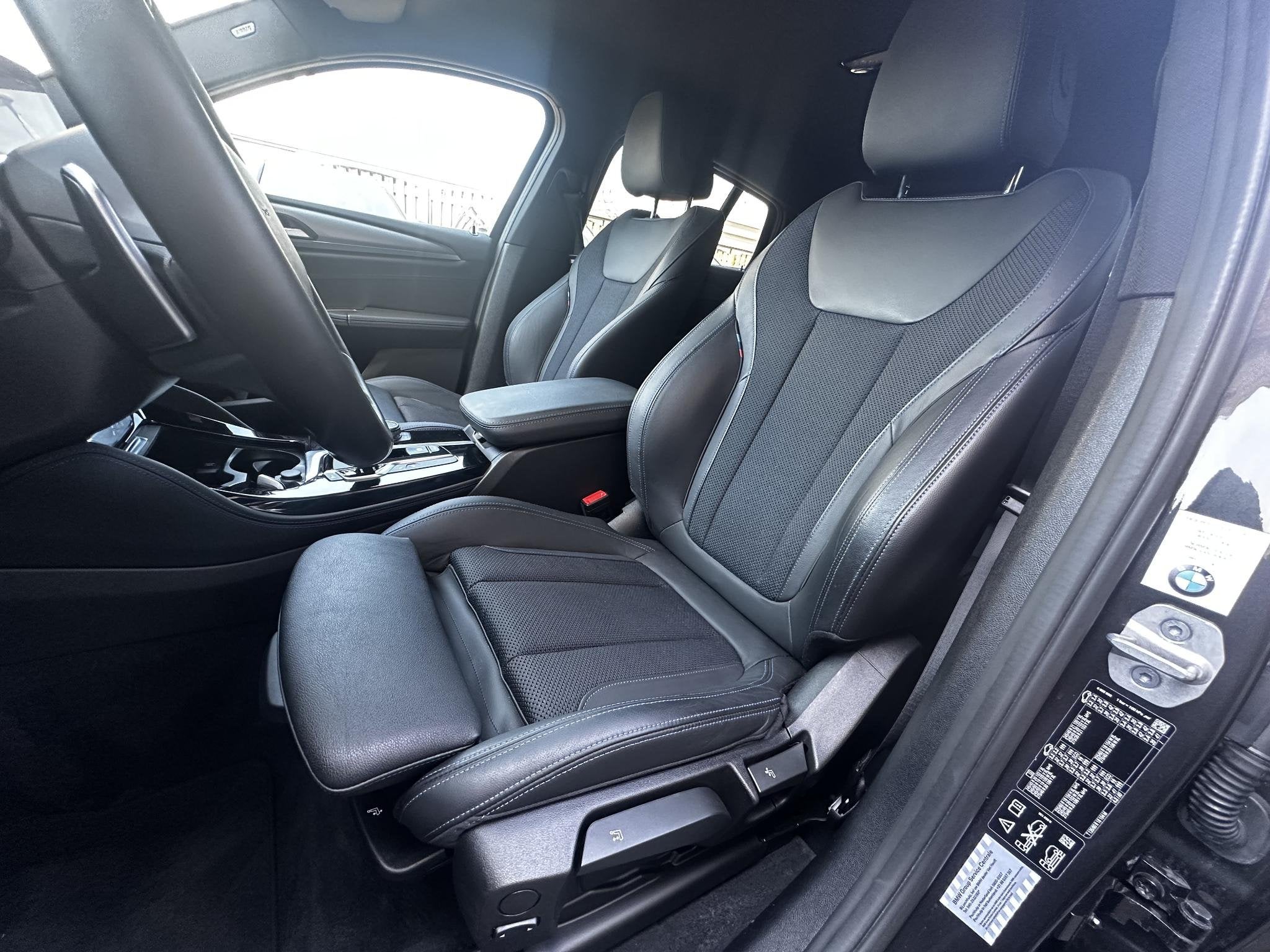 BMW X4 xDrive20i Org NL 1ste eigenaar M Sport, Auto's, Automaat, 15 km/l, Gebruikt, 4 cilinders