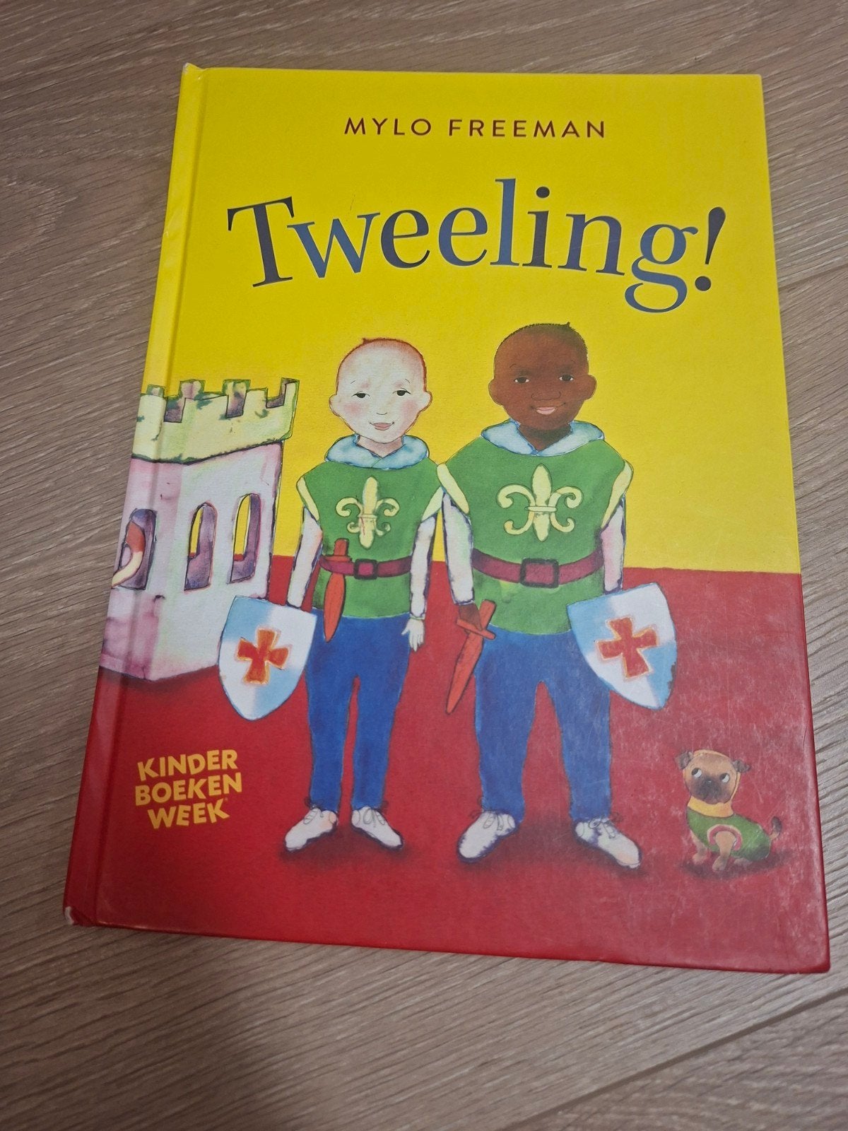 Tweeling! - Kinderboekenweek (Mylo Freeman), Boeken, Ophalen of Verzenden, Zo goed als nieuw, Mylo Freeman, Sprookjes