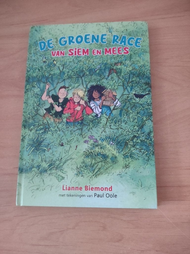 De groene race van Siem en Mees- Lianne Biemond, Ophalen of Verzenden, Zo goed als nieuw, Fictie algemeen
