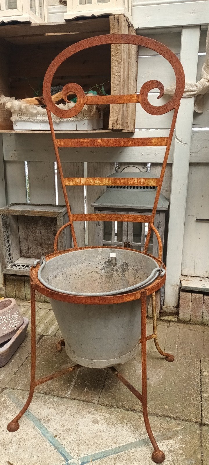 Metalen stoel met zinken (planten) emmer, Tuin en Terras, Ophalen, Gebruikt, Minder dan 30 cm, 100 cm of meer