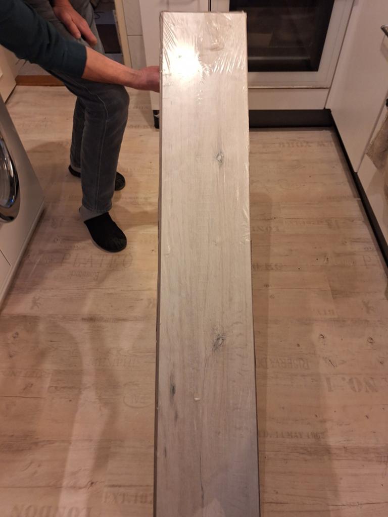 Witte eiken laminaat ca 5,38 m2/ 2 pakkem, Ophalen, 50 tot 150 cm, Nieuw, 10 tot 30 cm
