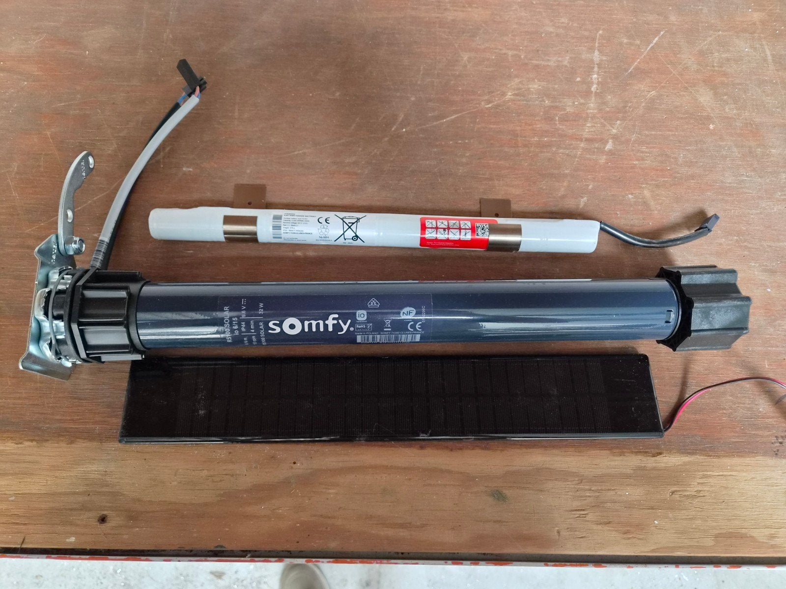 Somfy RS100 Solar IO 6/15 buismotor voor rolluiken, Ophalen of Verzenden, Nieuw, Elektrische bediening