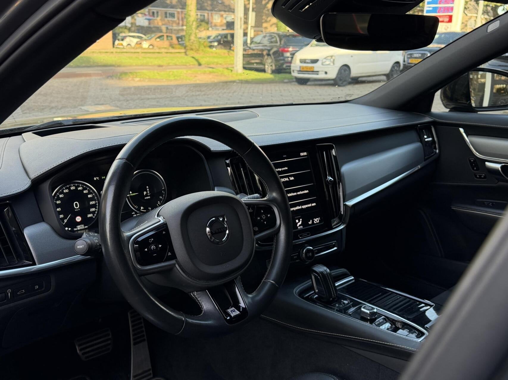 Volvo V90 2.0 T8 AWD R-Design Leer, Pano, Camera.., Automaat, Euro 6, 4 cilinders, Leder