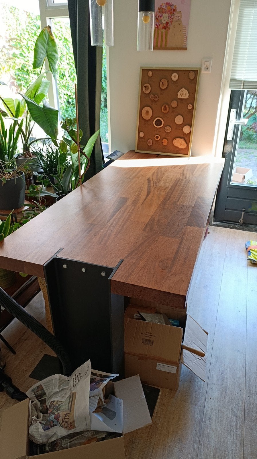 Robuuste eettafel met metalen onderstel, Gebruikt, 200 cm of meer, Industrieel, Modern, 50 tot 100 cm