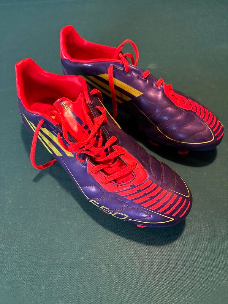 Adidas F50 Meisjes Voetbalschoenen & Scheenbeschermers, Ophalen of Verzenden, Gebruikt, Schoenen