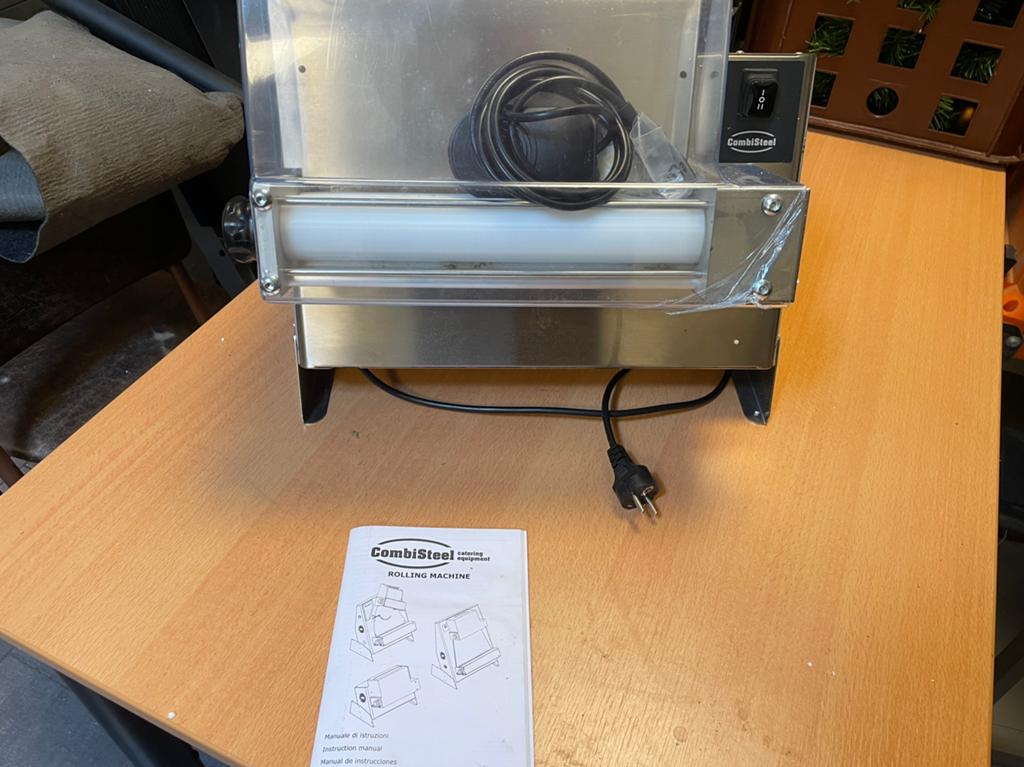 CombiSteel Pizzaroller machine (nauwelijks gebruikt), Ophalen, Gebruikt, Bakkerij en Slagerij