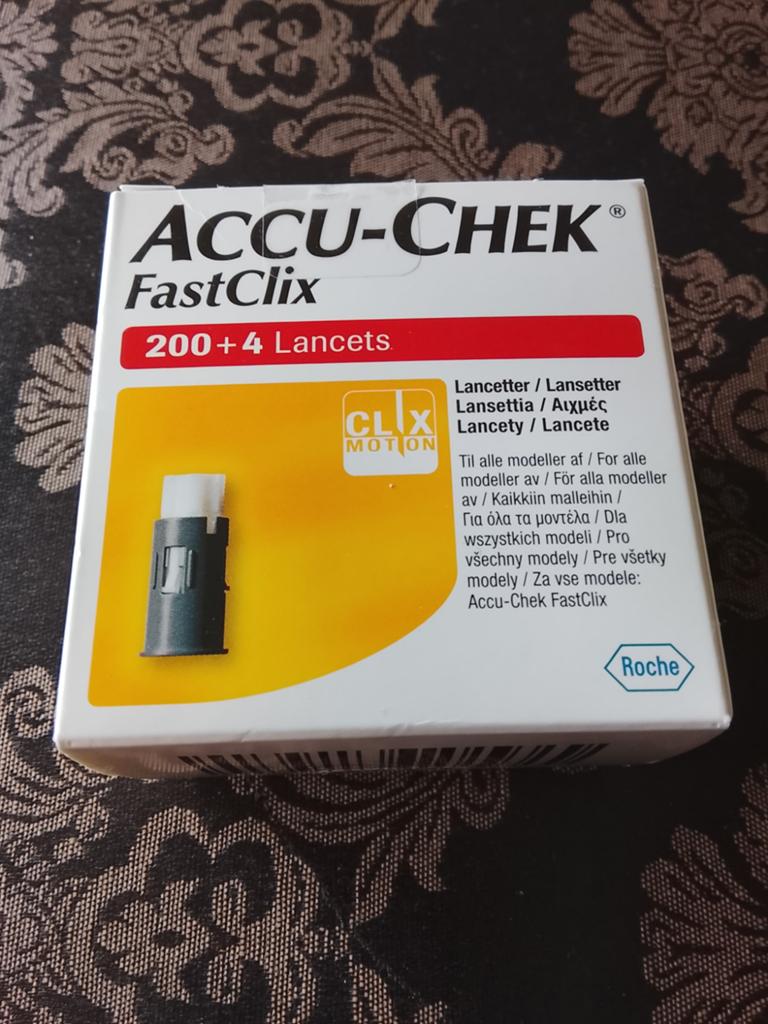 Accu chek, Ophalen of Verzenden, Nieuw