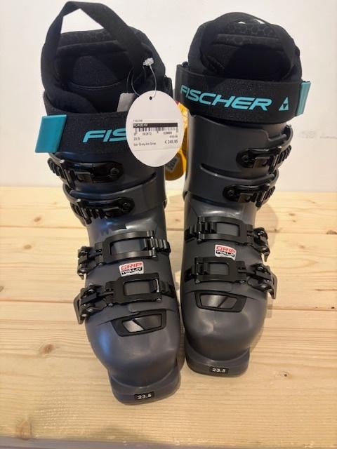 Fischer RC4 95 HV Dames skischoenen maat 23,5 (37), Fischer, 100 tot 140 cm, Schoenen, Nieuw