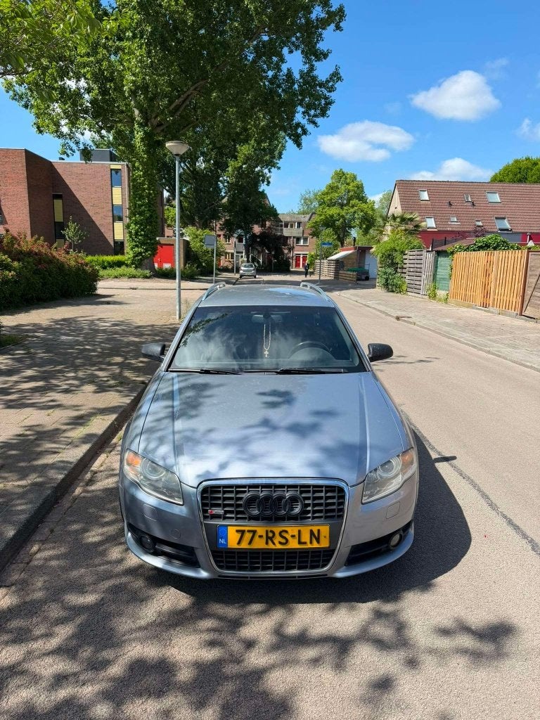 Audi A4 2.0 Tfsi S-line 147KW Avant Quattro 2005, Silver, Auto's, Audi, Navigatiesysteem, Zwart, 4 cilinders, 1984 cc