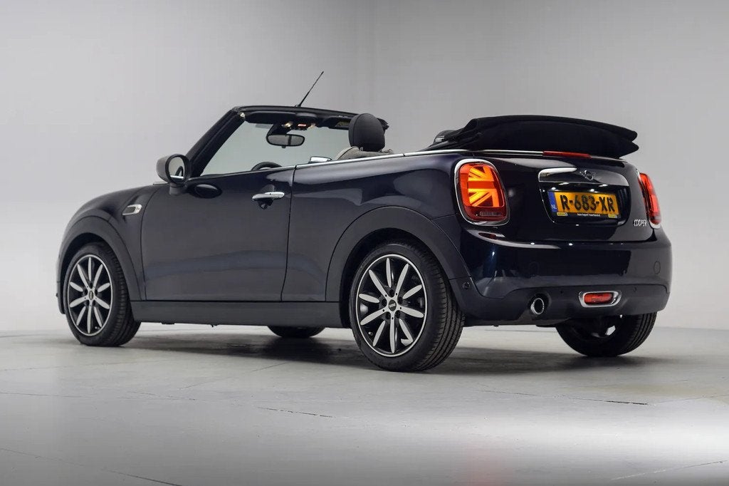 MINI Cabrio 1.5 Cooper Chili Aut. [ LED Half leder Harman/Ka, Auto's, Automaat, 136 pk, Gebruikt, Cabriolet