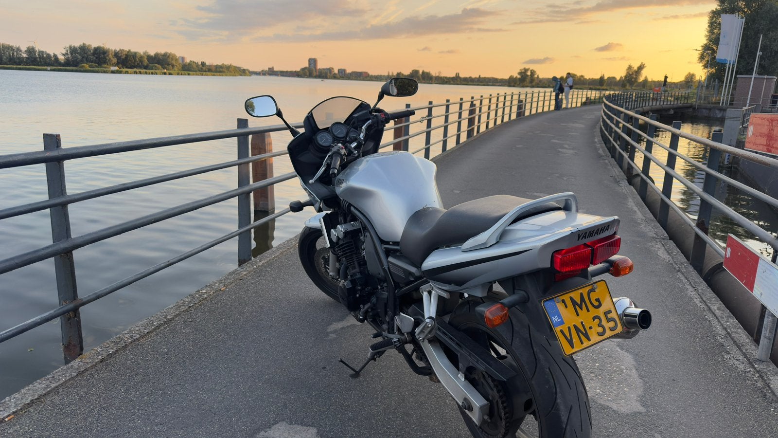 Yamaha FZS600 Fazer, 4 cilinders, Particulier, Meer dan 35 kW, Toermotor