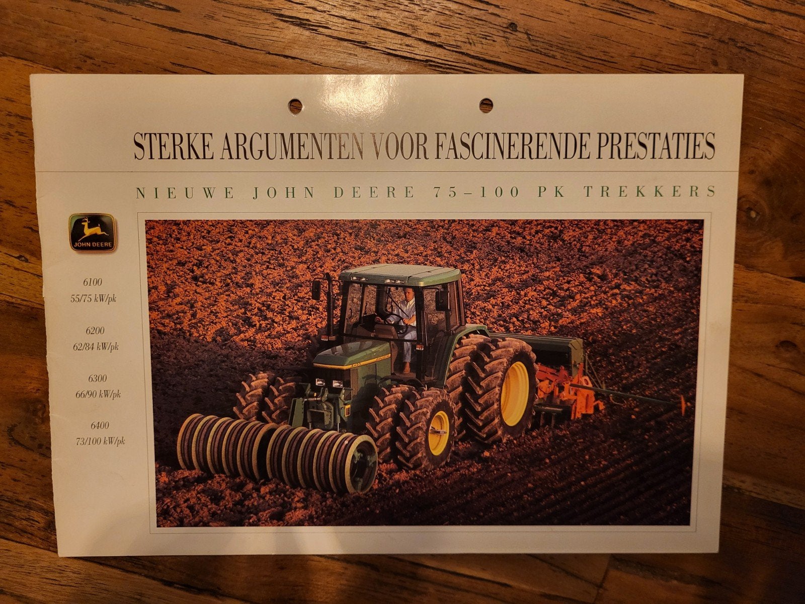 tractor folder John Deere 6100 6200 6300 6400, Ophalen of Verzenden, Zo goed als nieuw
