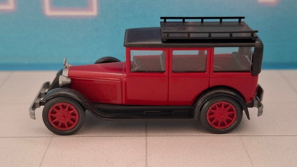 Roskopf 1:87 Mercedes Typ Stuttgart 260 Limousine met dakrek, Ophalen of Verzenden, Gebruikt, Auto, Overige merken
