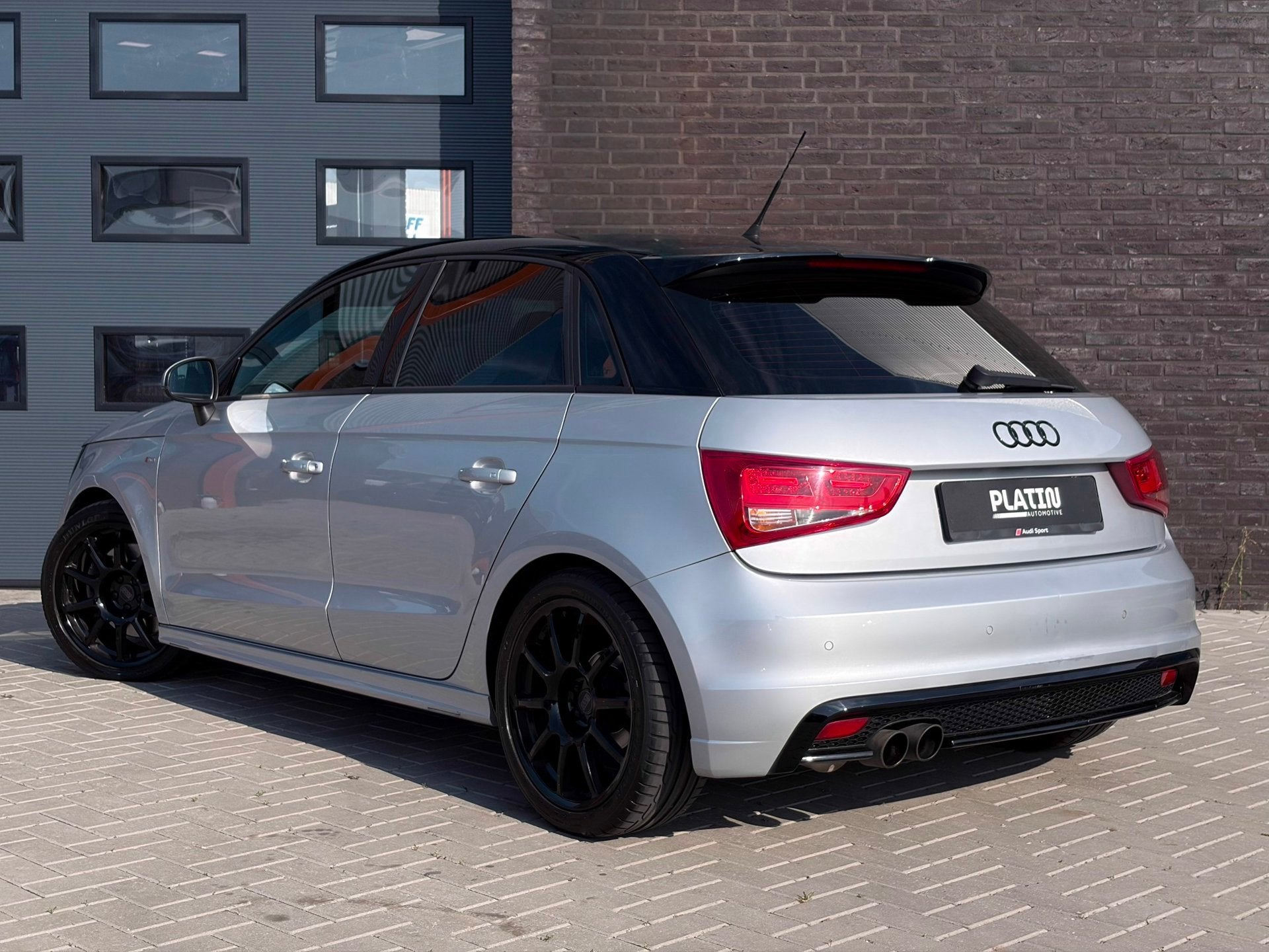 Audi A1 Sportback 1.4 TFSI Pro Line S|Autom|185pk|Cruise|Kui, Auto's, Audi, Euro 5, Zwart, 4 cilinders, 4 stoelen