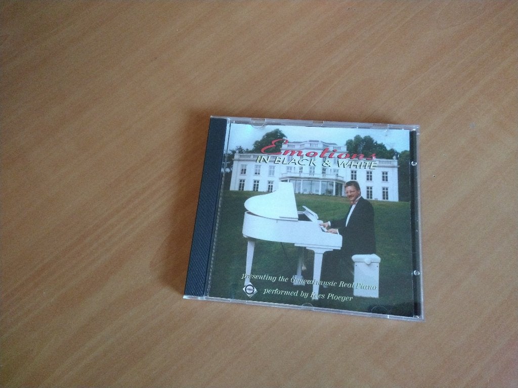 CD Kees Ploeger. Emotions in black & white, Ophalen of Verzenden, Zo goed als nieuw