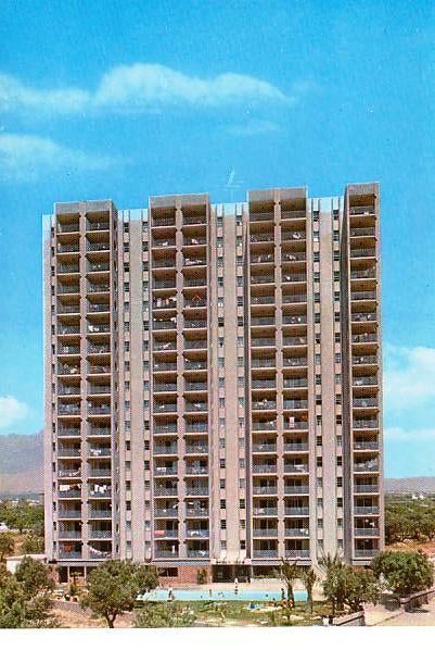 Ansichtkaart	Benidorm (Spanje)	Moby Dick	Apartementen, Verzamelen, Verzenden, 1960 tot 1980, Ongelopen, Spanje