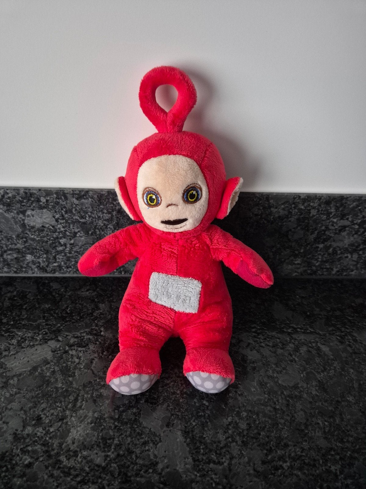 Teletubbies - Knuffel Teletubbie Po, Kinderen en Baby's, Speelgoed | Knuffels en Pluche, Ophalen of Verzenden, Overige typen