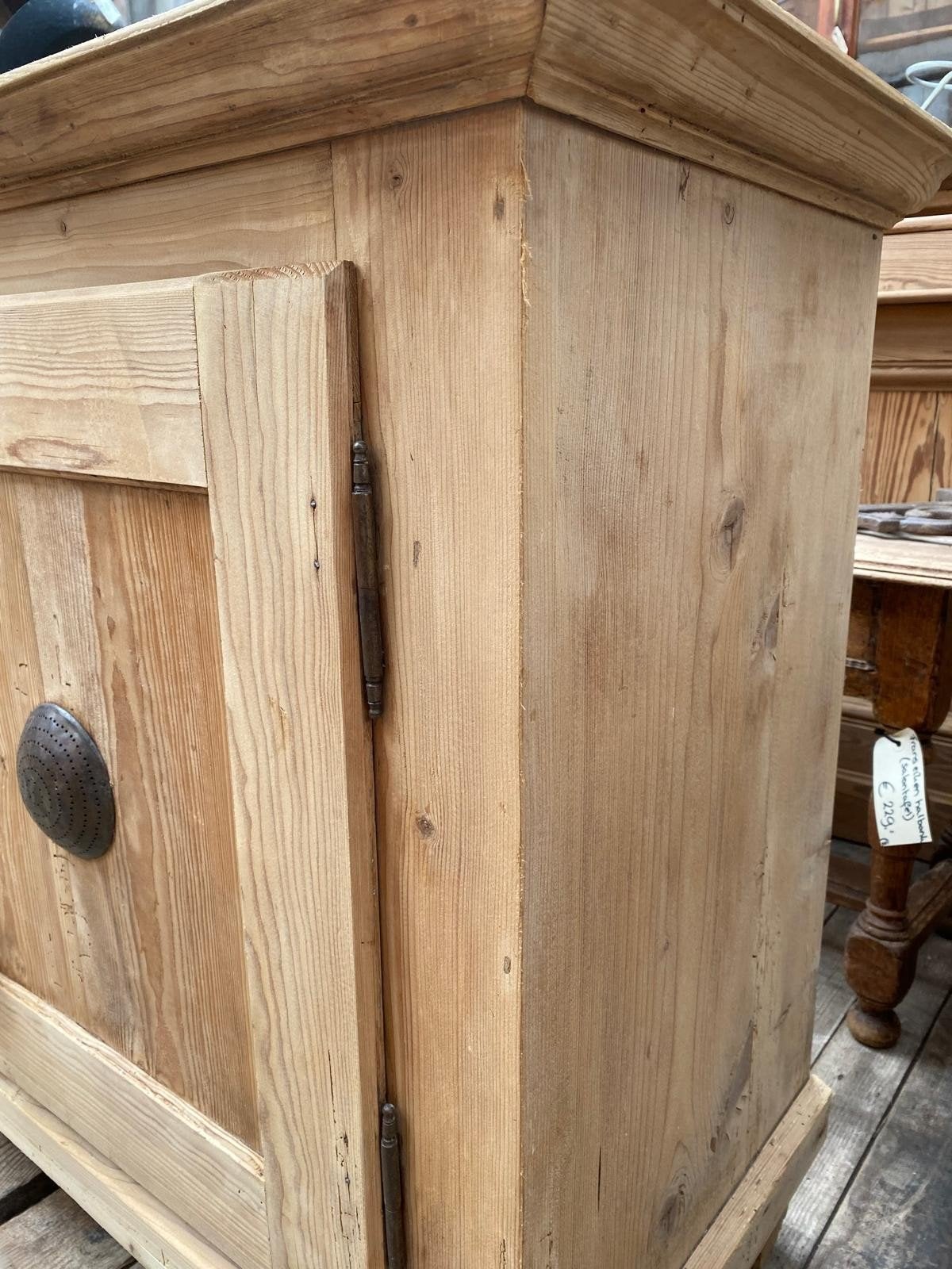 Stoere landelijke spekkast voorraadkast met rooster, Ophalen