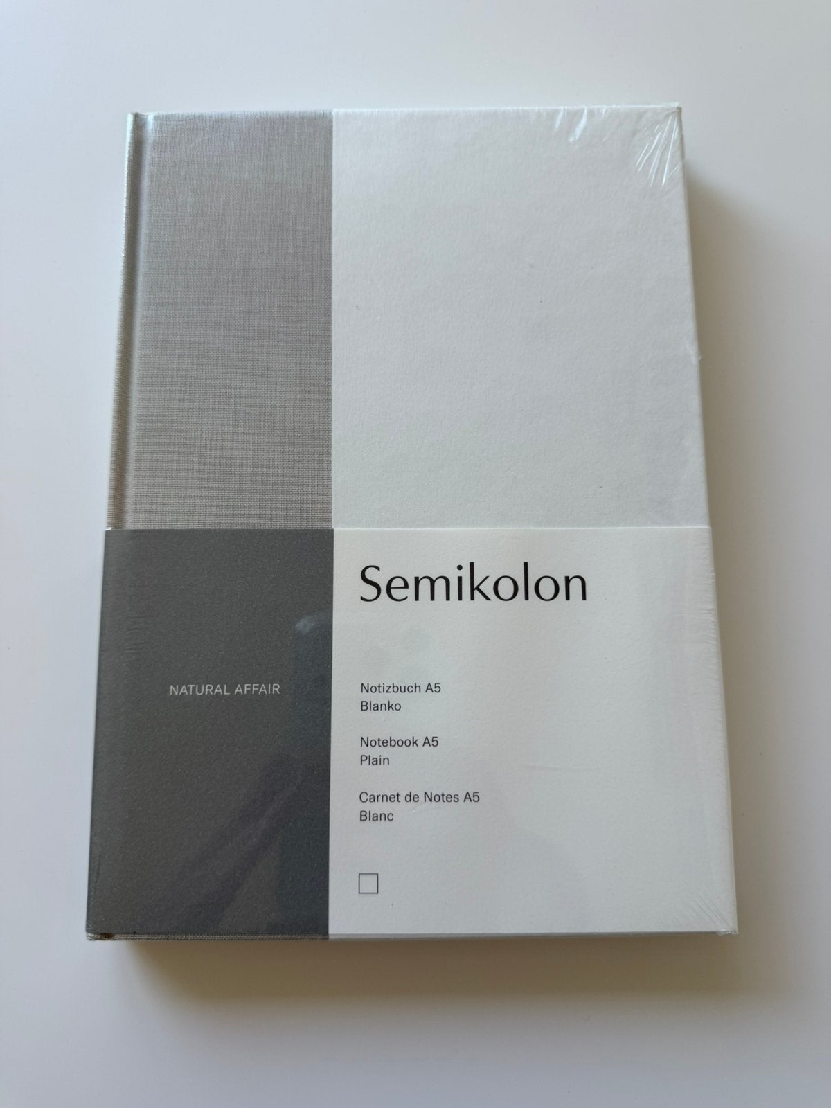 Semikolon notitieboek A5 blanco pagina's grijs / crème, Diversen, Verzenden, Nieuw, A5