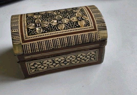 Vintage oosters snuisterijen doosje hout, parelmoer ingelegd, Antiek en Kunst, Ophalen of Verzenden