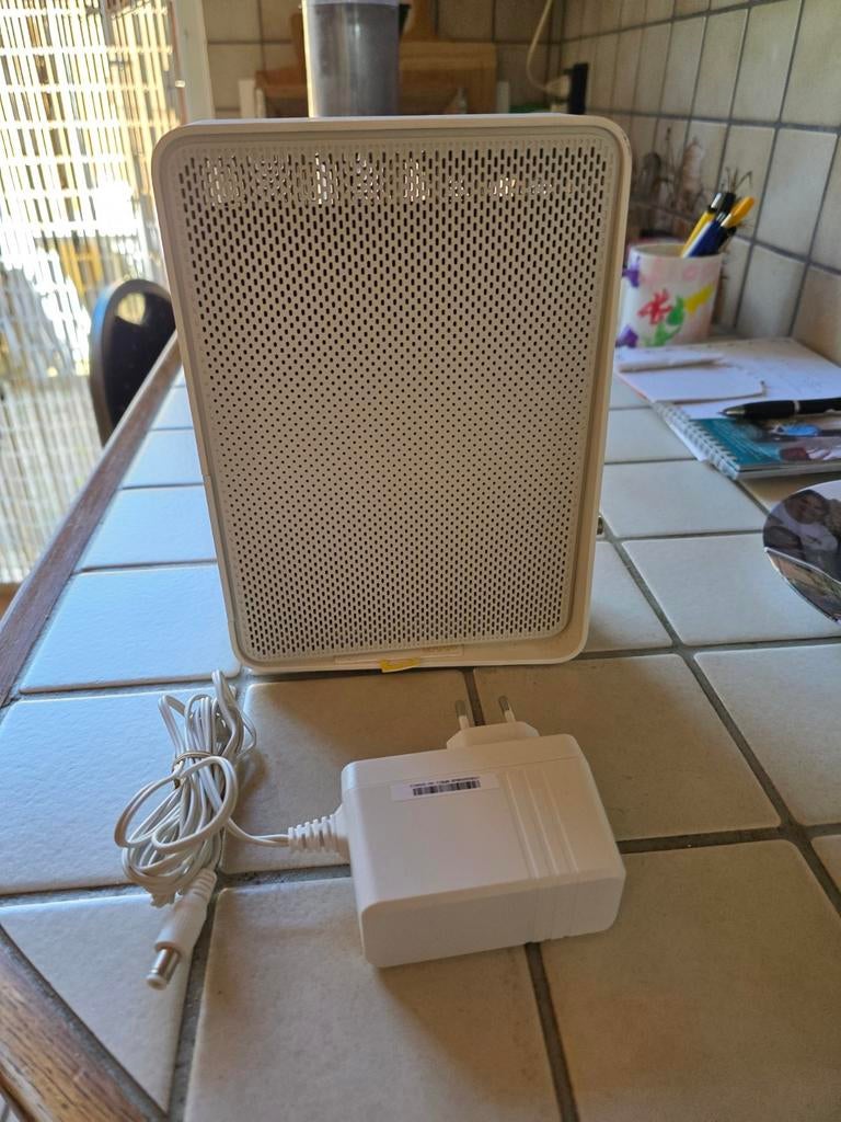 Ziggo WIFI Connectbox CH7465LG-ZG Router met Modem, Computers en Software, Routers en Modems, Gebruikt, Router met modem, Ophalen