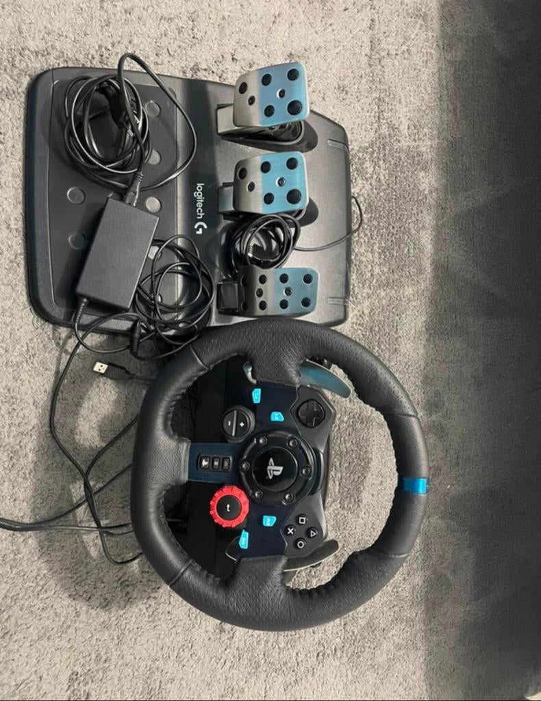 Logitec g29 playstation stuur x pc, Spelcomputers en Games, Spelcomputers | Sony PlayStation Consoles | Accessoires, Nieuw, PlayStation 1