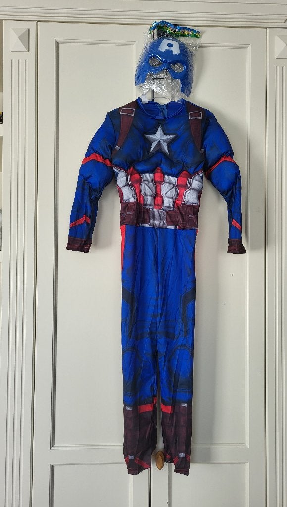 Nieuw! Captain America, verkleedpak, 3D, maat 122/128, Jongen of Meisje, Nieuw, Ophalen of Verzenden, Setje