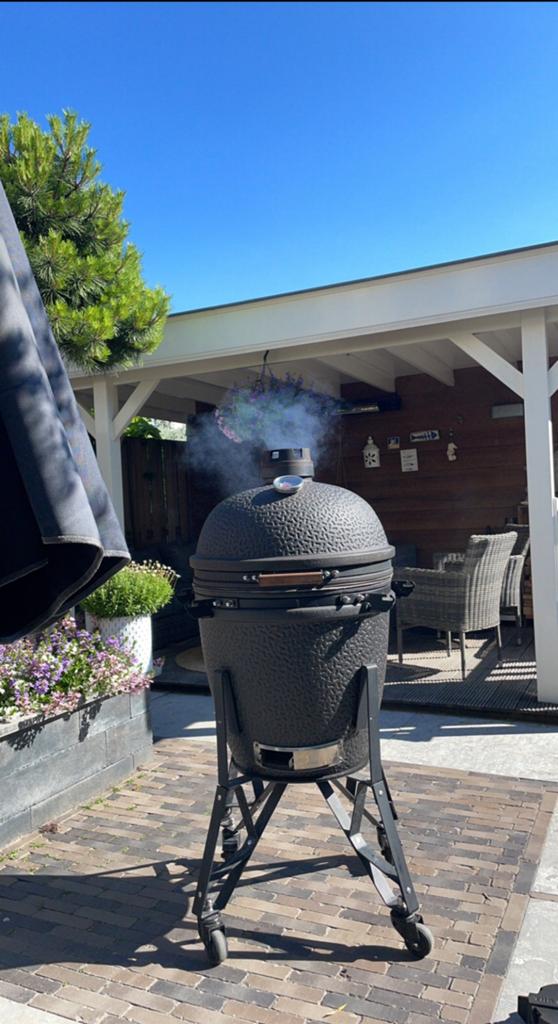 Bastard Urban Large Kamado, Tuin en Terras, Houtskoolbarbecues, Ophalen, Gebruikt