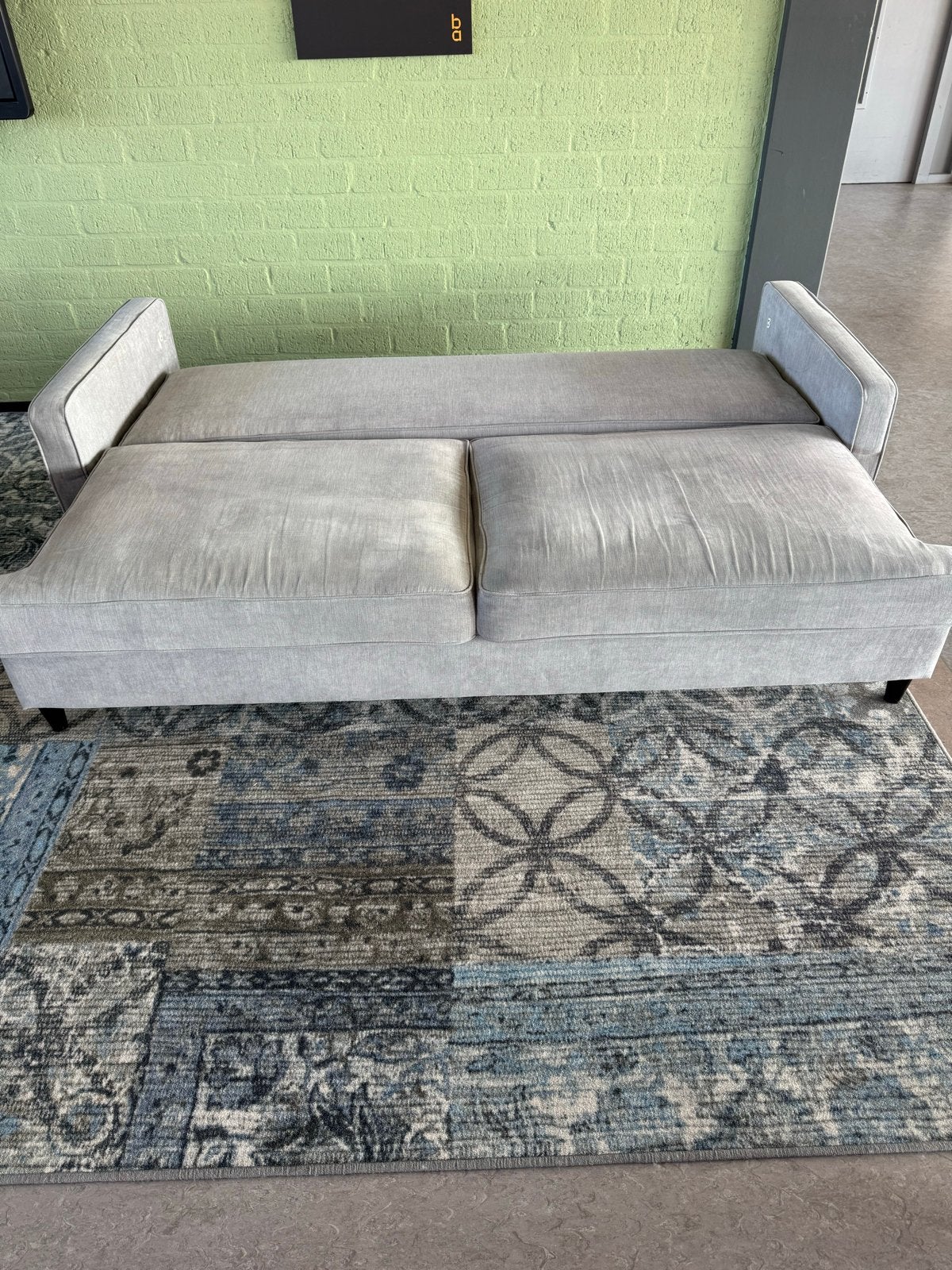 Comfortabele grijze slaapbank, Ophalen, Gebruikt, Tweepersoons, 180 cm