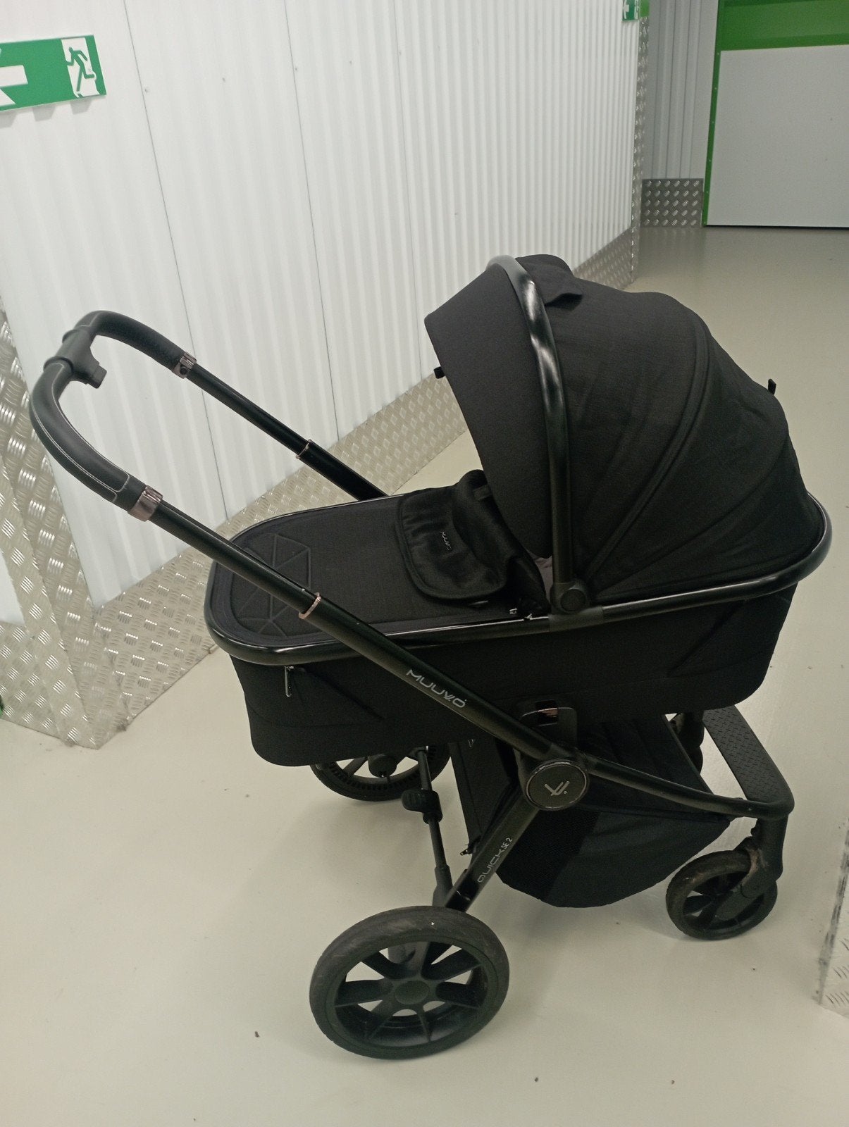 Muuvo Quick SE2 2-in-1 kinderwagen + Novi autostoel & ISOFIX, Ophalen, Zo goed als nieuw, Overige merken, Met autostoeltje