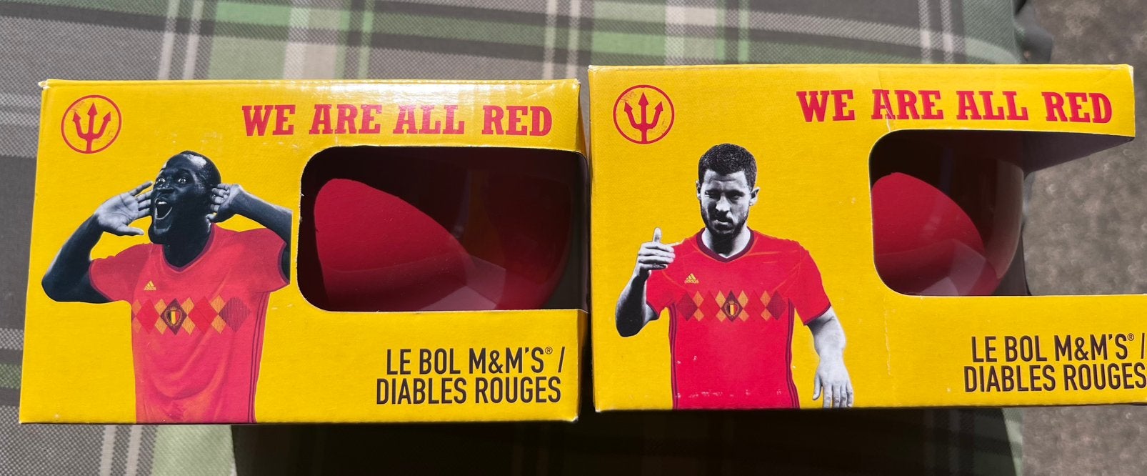 M&M’ s 2 kommen nieuw:  Rode duivels, Ophalen, Nieuw