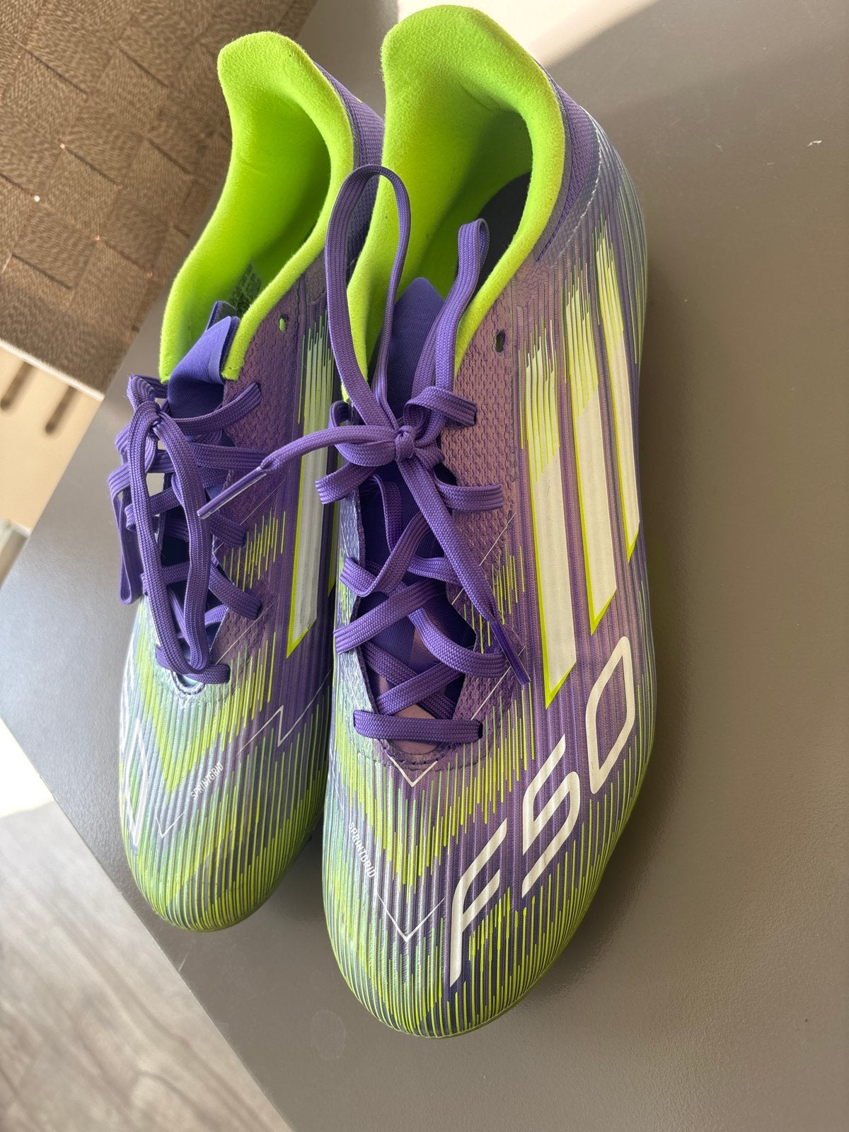 Adidas F50 Voetbalschoenen Maat 45 1/3, Ophalen of Verzenden, Nieuw, Schoenen