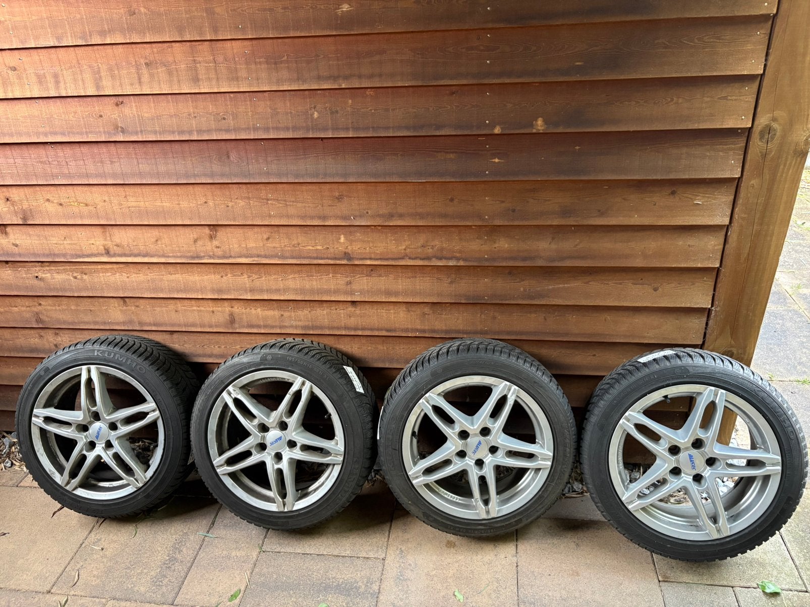 Velgen + winterbanden 195/50 R16, Auto-onderdelen, Banden en Velgen, 16 inch, Banden en Velgen, 195 mm, Winterbanden