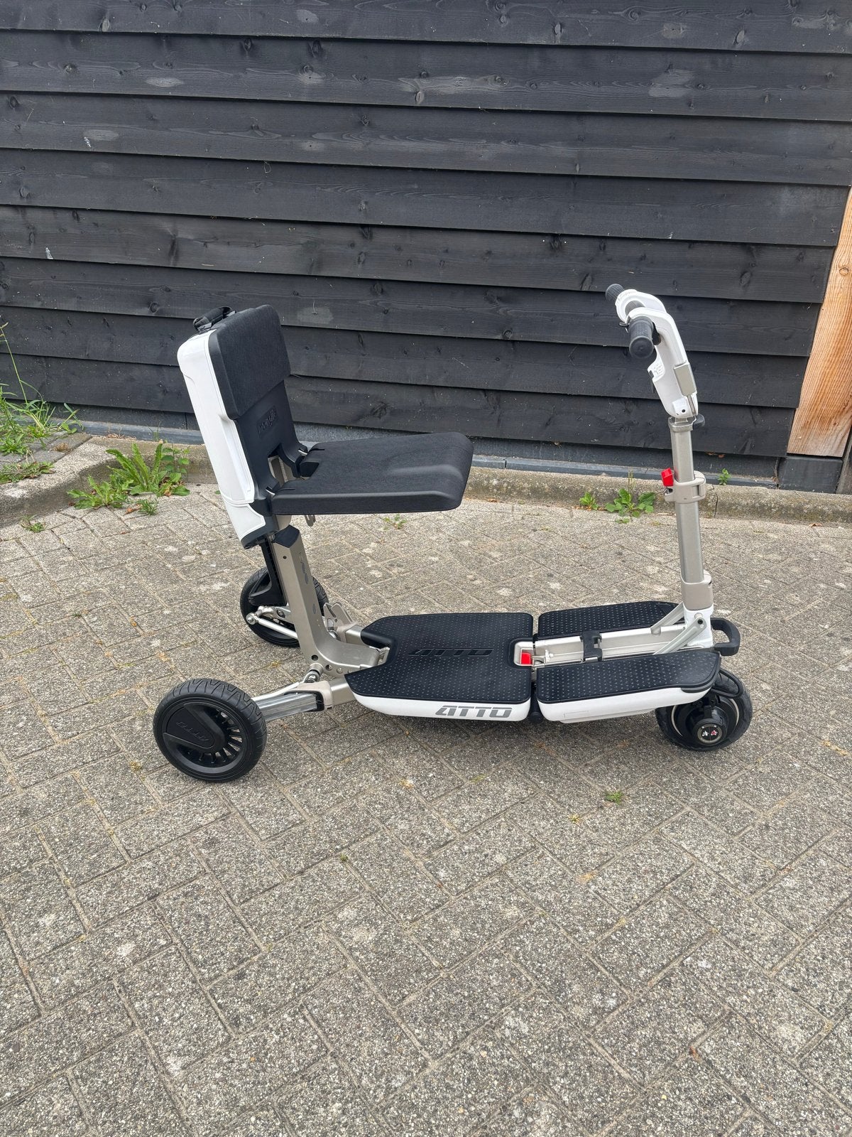 Scootmobiel Movinglife Atto, Diversen, Brommobielen en Scootmobielen, 10 km/u of minder, 16 t/m 25 km, Zo goed als nieuw, Ophalen