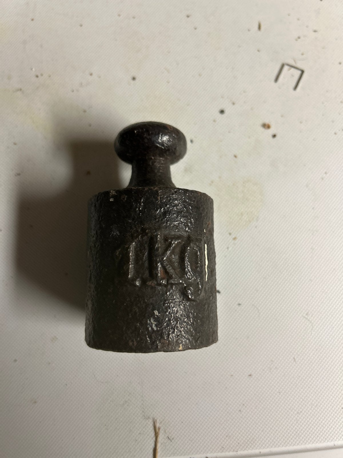 Vintage 1KG ijzeren gewicht voor weegschaal, Doe-het-zelf en Verbouw, Ophalen of Verzenden, Gebruikt, Overige typen, Minder dan 50 kg
